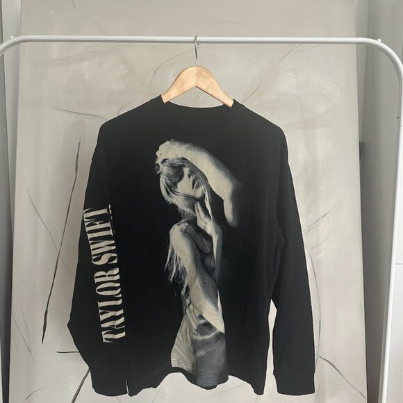 Taylor Swift Eras Tour Tee - M - - Picture 1 of 3